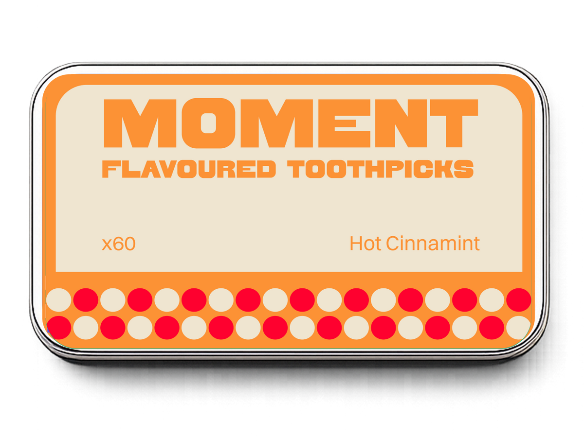 MOMENT Hot Cinnamon flavoured toothpicks tin